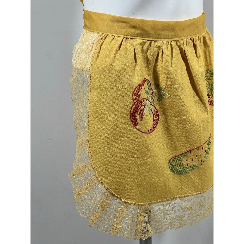 Vintage Embroidered Floral Apron Lace Cottagecore‎ Farmhouse Kitchen